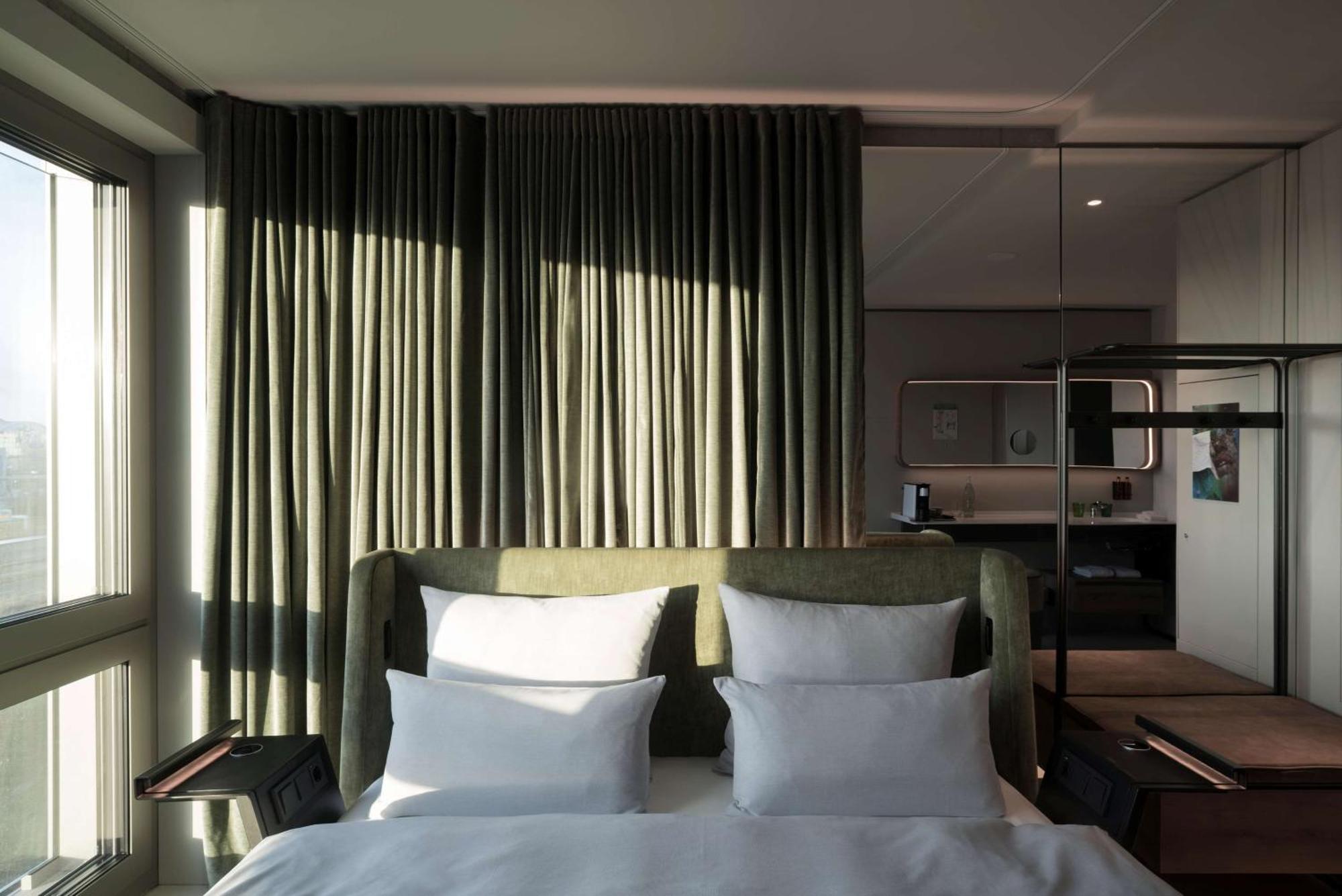 B'Mine Hotel Frankfurt Airport Frankfurt am Main Dış mekan fotoğraf